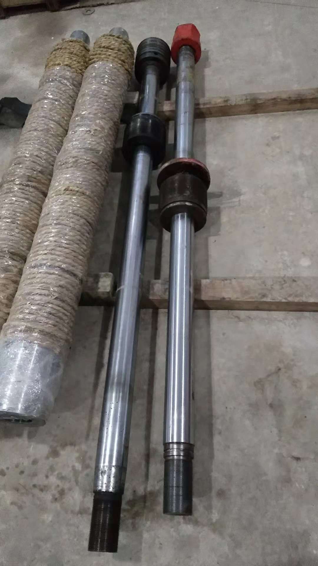 各類(lèi)抓斗油缸活塞桿維修